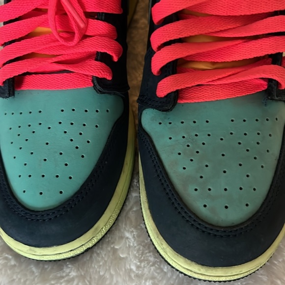 Nike Air Jordan 1 Retro High Tokyo Bio Hack GS (575441-201) Youth Size 6.5Y - Picture 2 of 8